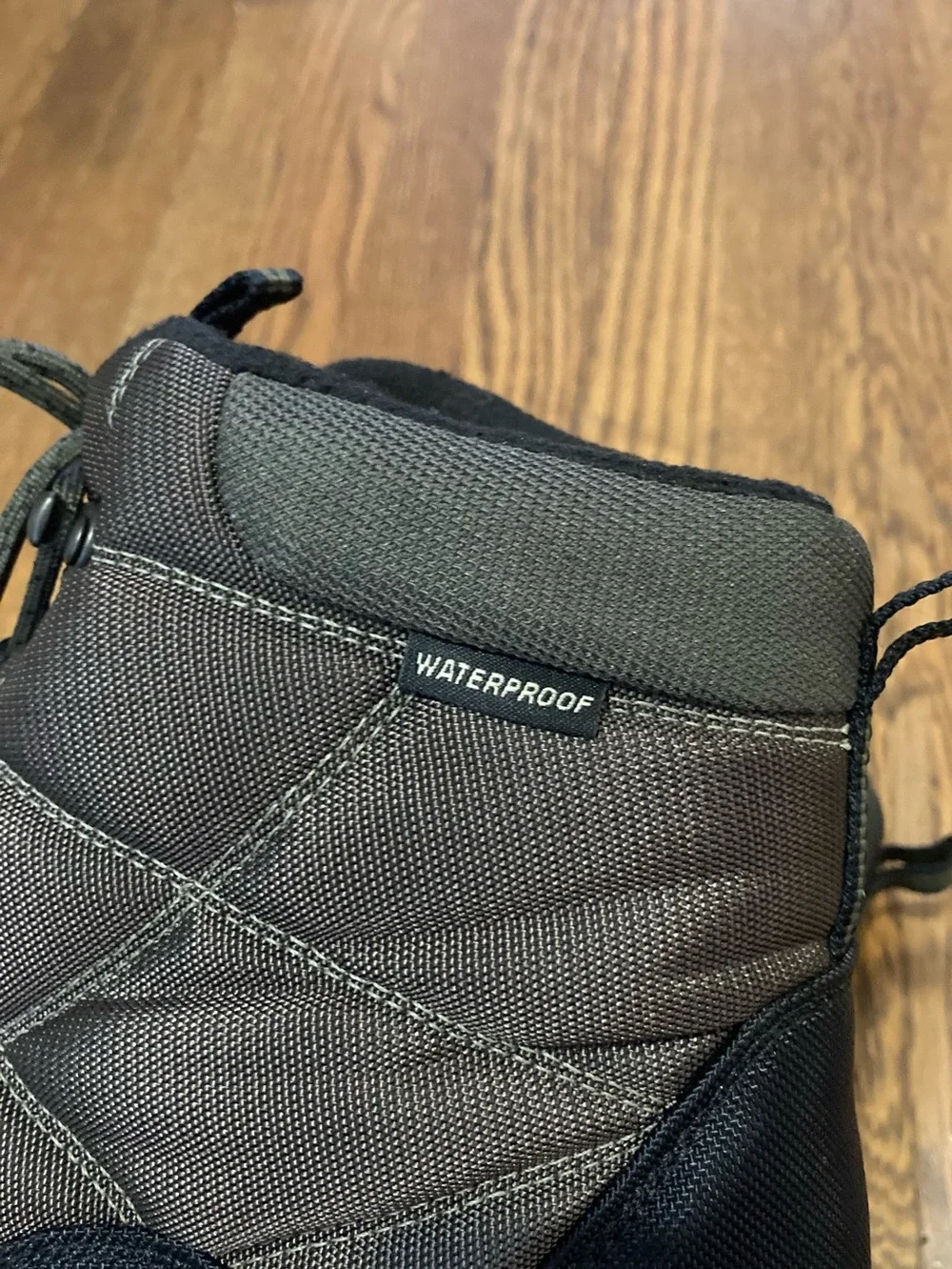 Columbia campfire waterproof